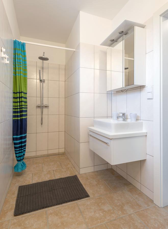 Wn Rooms Винер-Нойштадт Экстерьер фото