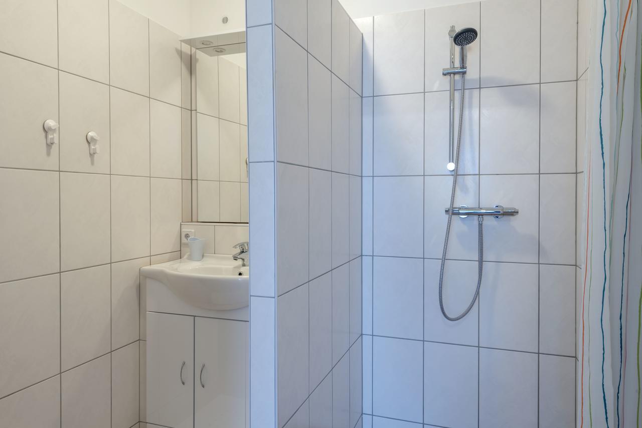 Wn Rooms Винер-Нойштадт Экстерьер фото