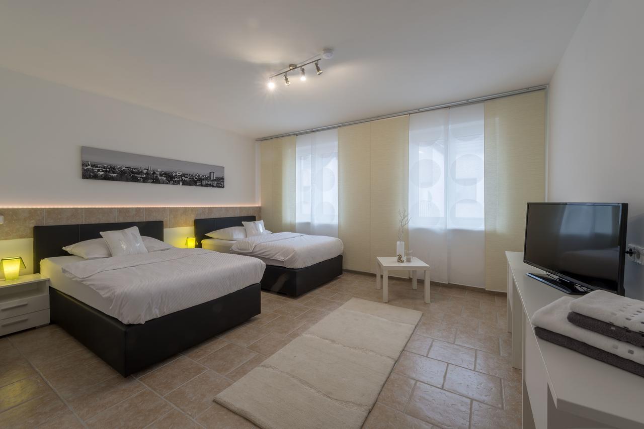 Wn Rooms Винер-Нойштадт Экстерьер фото